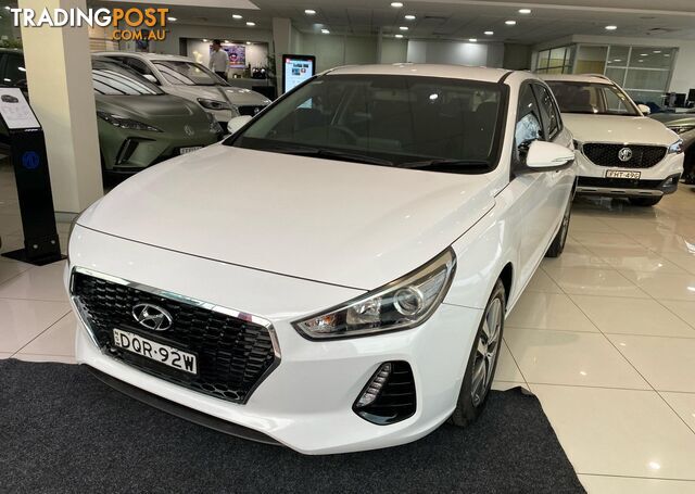 2017 HYUNDAI I30   HATCH