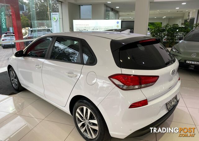 2017 HYUNDAI I30   HATCH