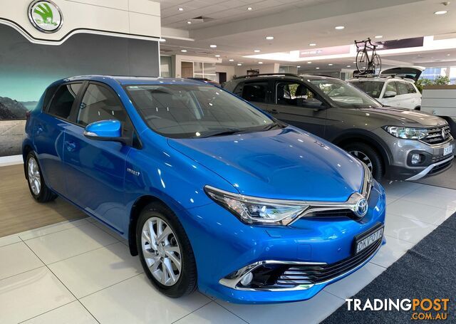 2016 TOYOTA COROLLA   HATCH