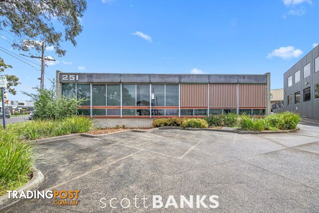 251 Blackburn Road Mount Waverley VIC 3149 - photo 2 of 10