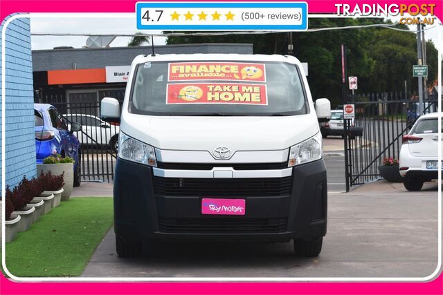 2019 TOYOTA HIACE VAN - photo 2 of 30