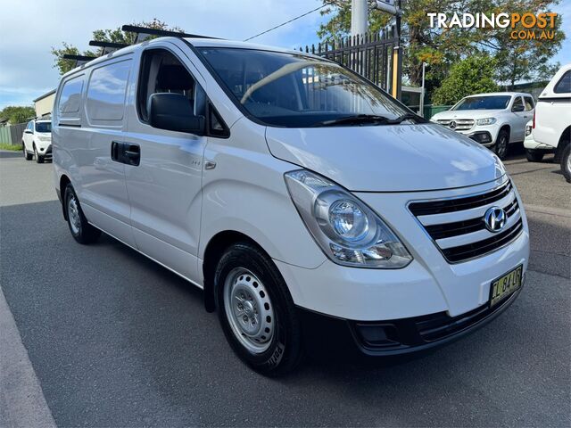 2017 HYUNDAI ILOAD 3SLIFTBACK TQ3 4D VAN