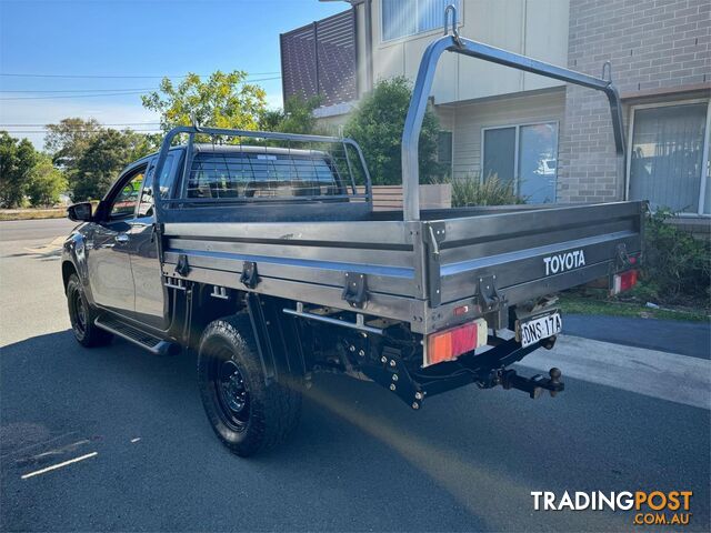 2017 TOYOTA HILUX SR(4X4) GUN126RMY17 X CAB C/CHAS