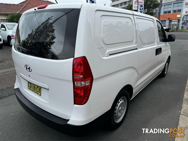 2017 HYUNDAI ILOAD 3SLIFTBACK TQSERIES2(TQ3)MY17 4D VAN