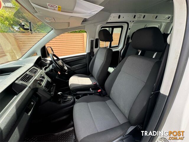 2017 VOLKSWAGEN CADDY MAXICREWVANTSI220 2KMY18 3D VAN