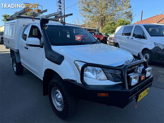 2016 ISUZU D-MAX SX(4X4) TFMY15,5 C/CHAS