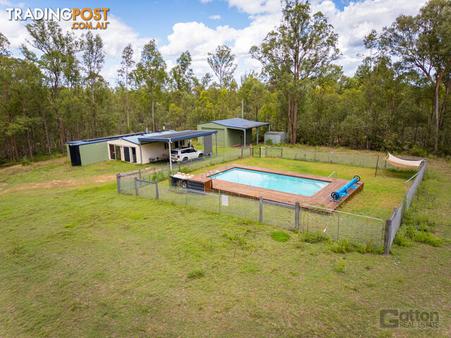 106 Cambridge Drive Mount Hallen QLD 4312