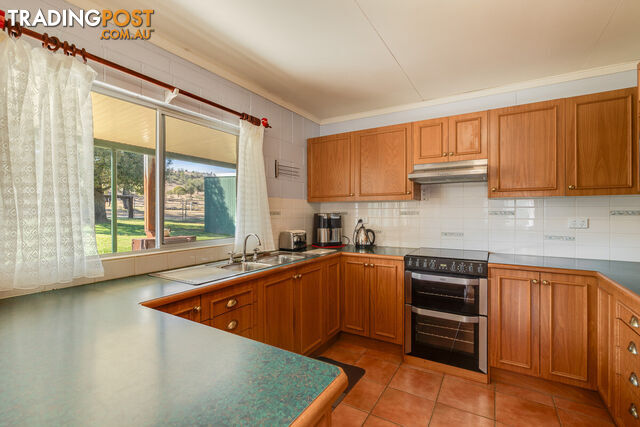 130 Wesslings Road Ropeley QLD 4343 - photo 3 of 32