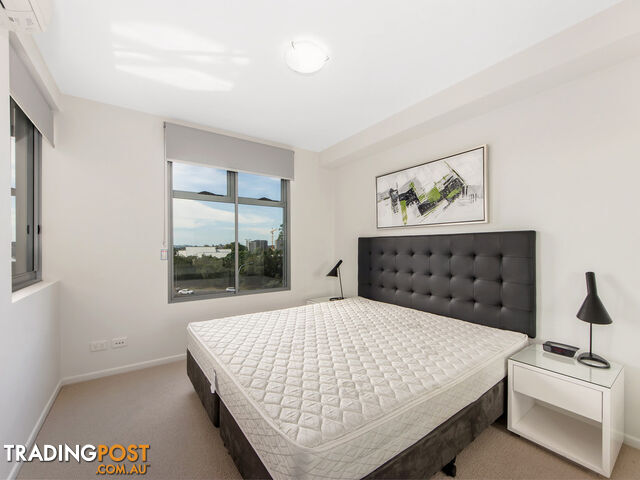 WOOLLOONGABBA QLD 4102