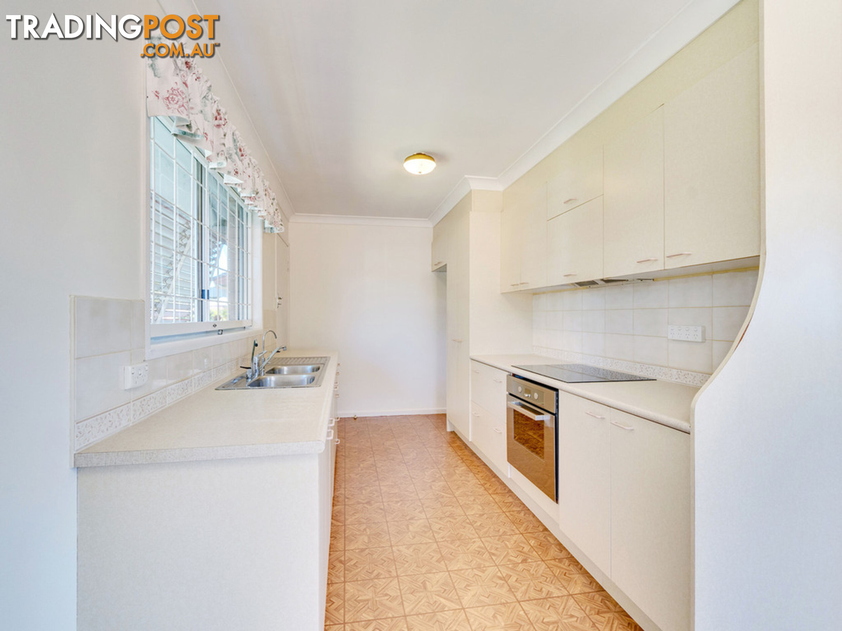 41 Glenlyn Street WYNNUM WEST QLD 4178