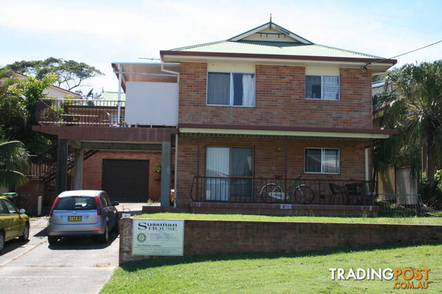 1/2 Gowing CRESCENT HEAD NSW 2440