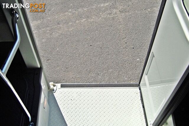 BUS 4x4 WHEELCHAIR CONVERSION OF COASTER - photo 4 of 46
