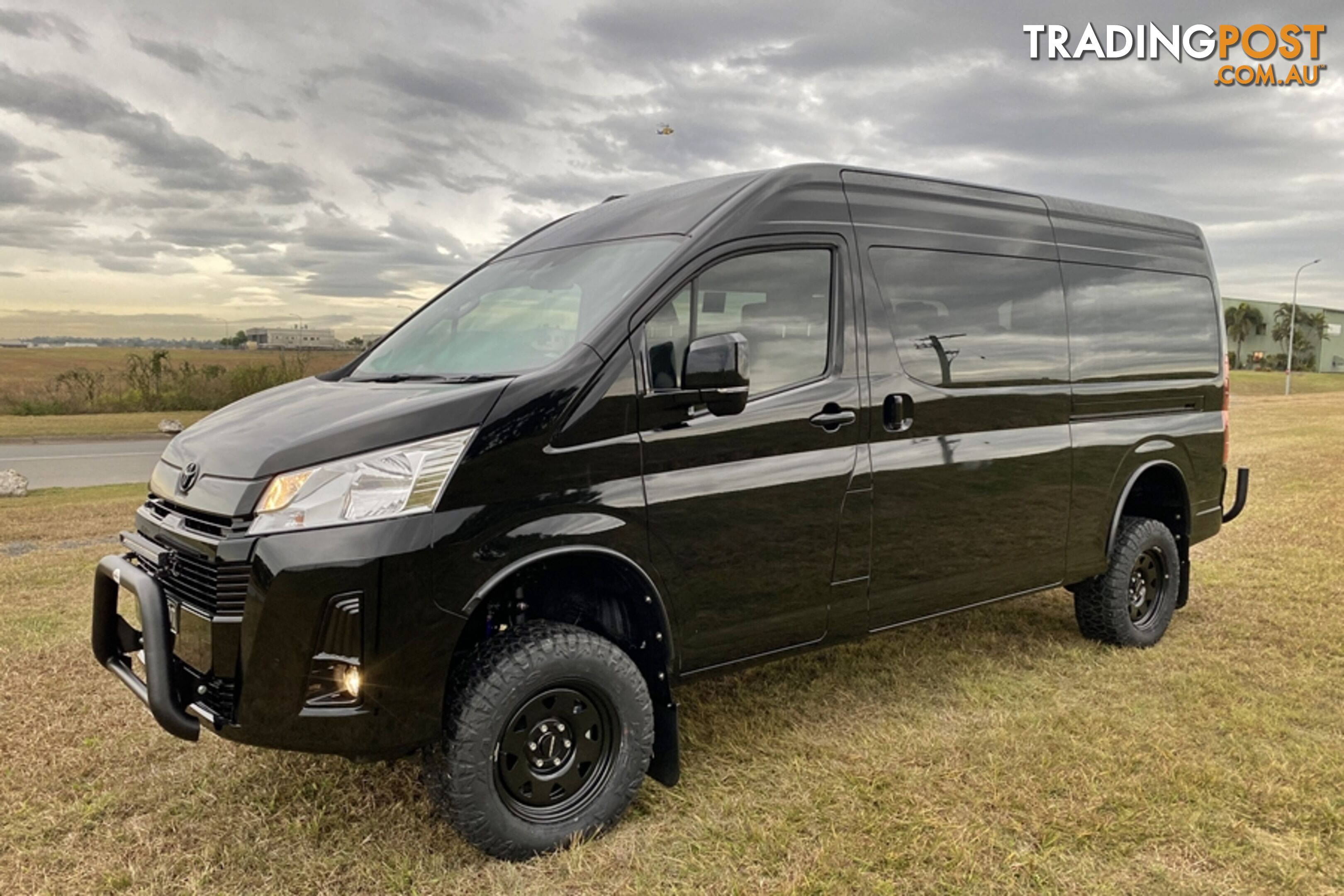 BUS 4x4 2WD CONVERSION OF HIACE