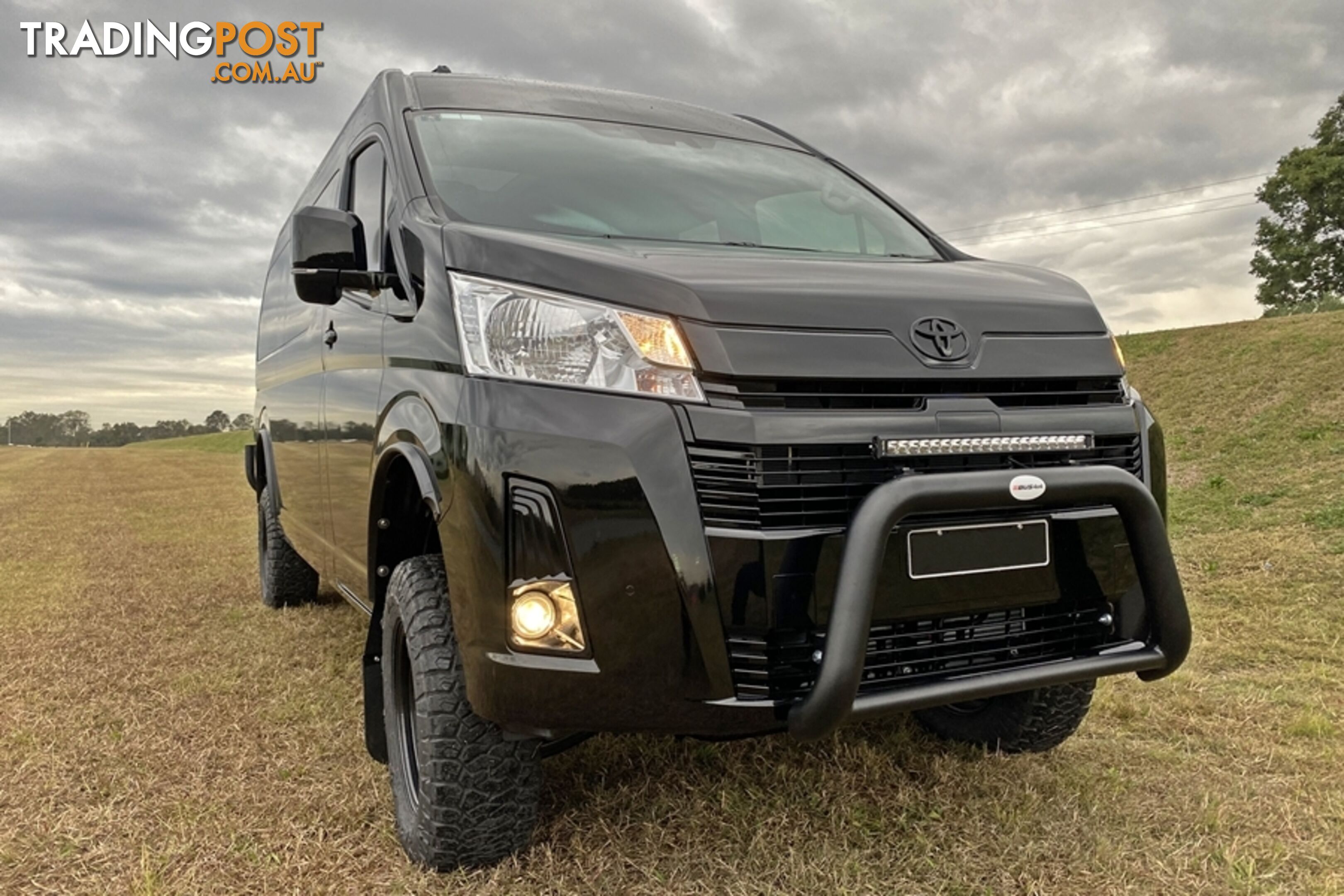 BUS 4x4 2WD CONVERSION OF HIACE