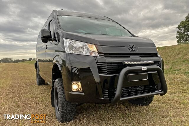 BUS 4x4 2WD CONVERSION OF HIACE