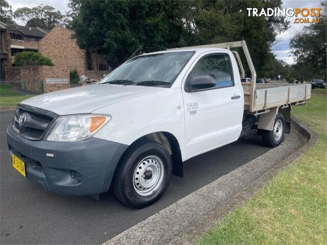 2008 TOYOTA HILUX - photo 3 of 9