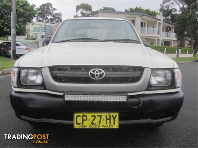 2003 TOYOTA HILUX - photo 2 of 17