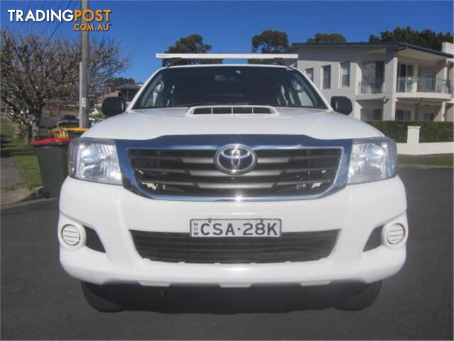 2013 TOYOTA HILUX - photo 3 of 19