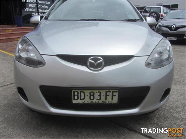 2009 MAZDA MAZDA2    - photo 2 of 17