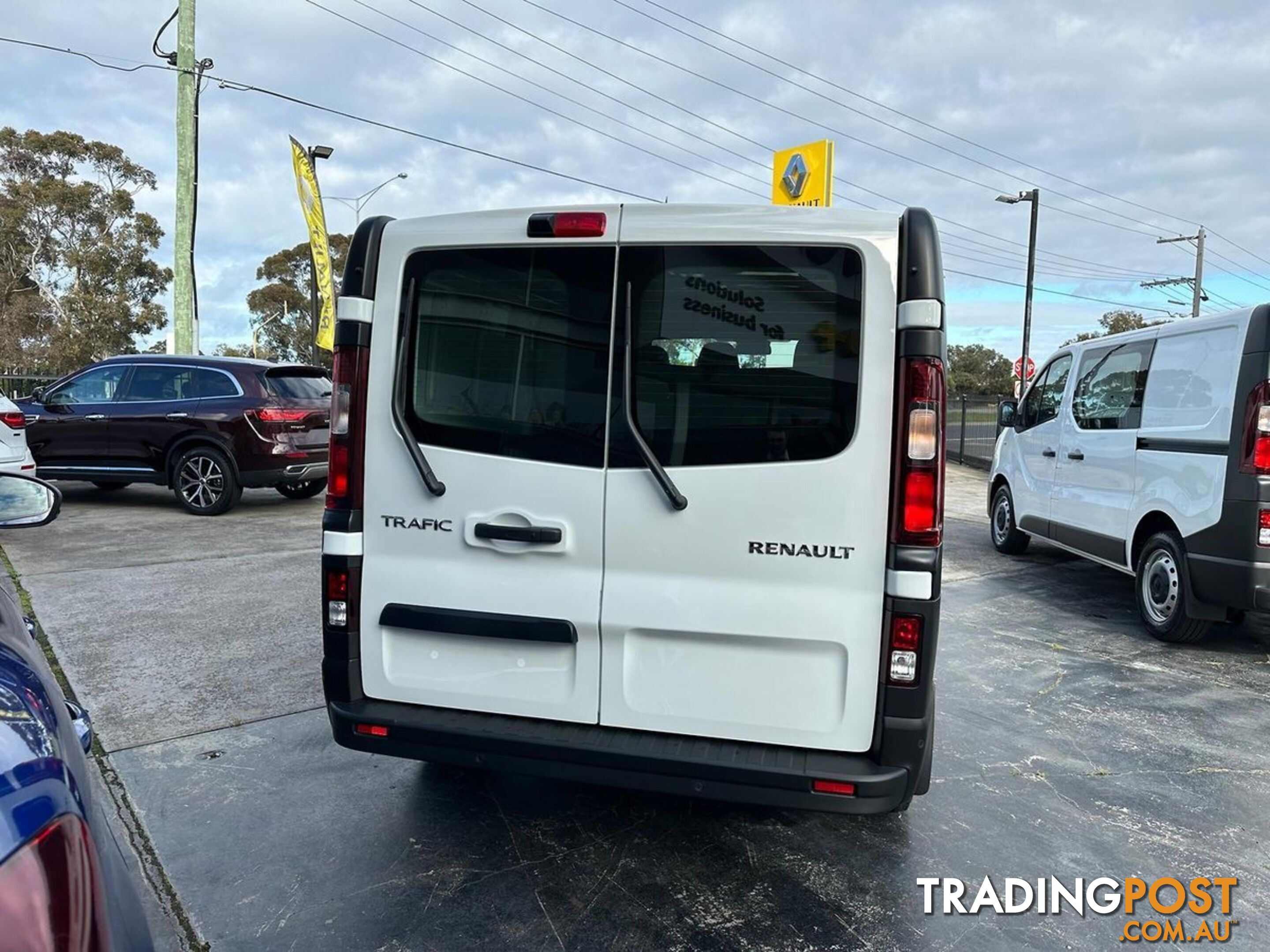 2023 RENAULT TRAFIC CREW LIFESTYLE X82 MY23 LONG WHEELBASE LOW ROOF VAN