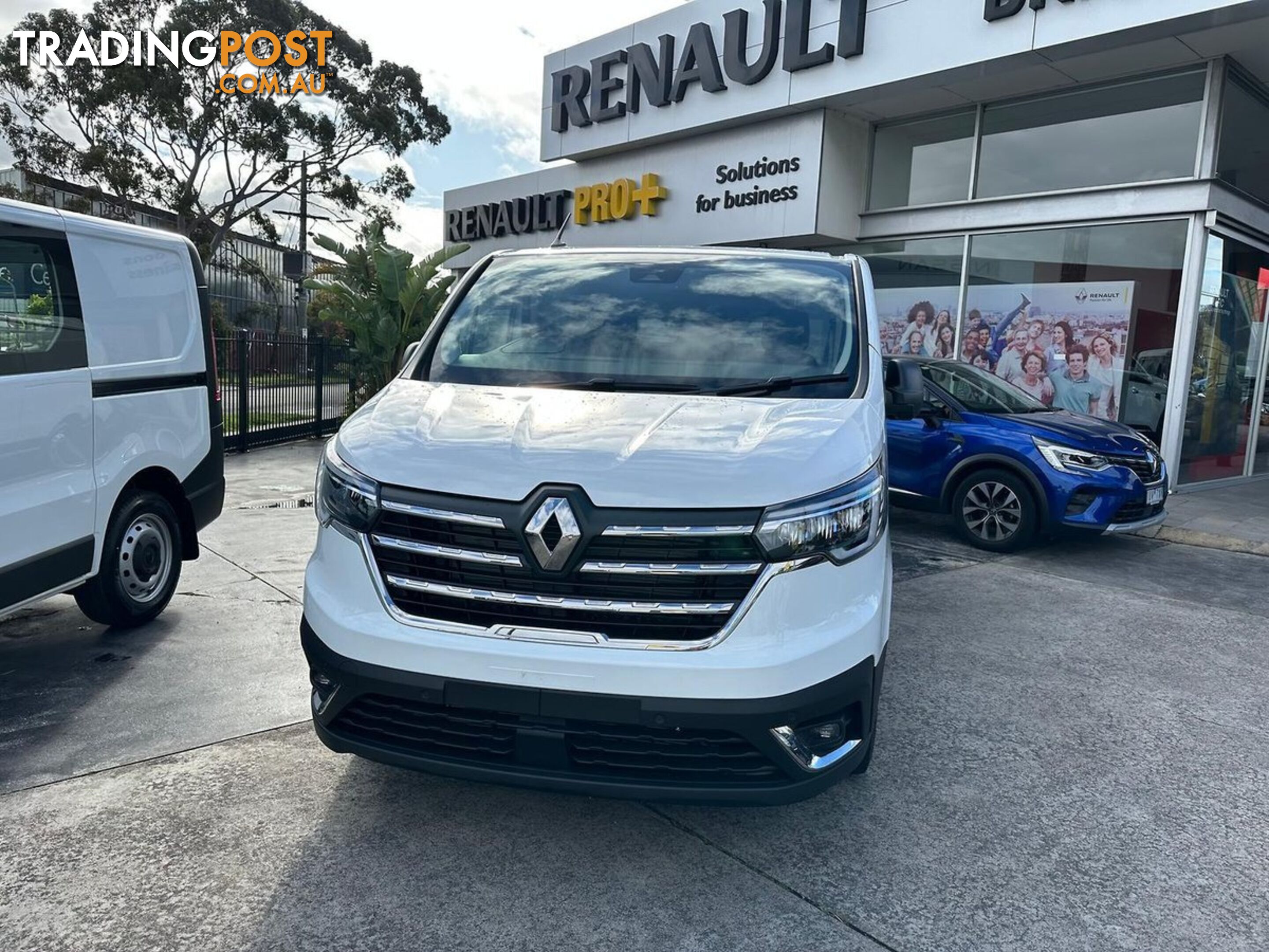 2023 RENAULT TRAFIC CREW LIFESTYLE X82 MY23 LONG WHEELBASE LOW ROOF VAN