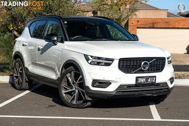 2022 VOLVO XC40 T5 R-DESIGN SUV