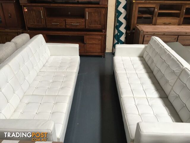 Ex Display Hone sofa - photo 2 of 4