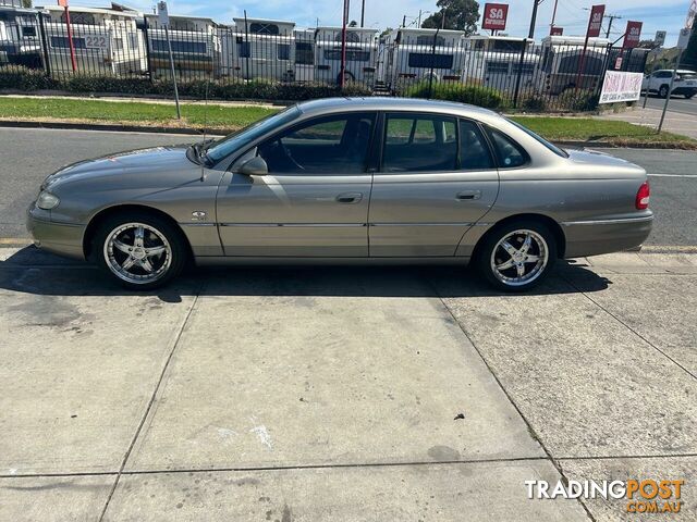 1999 HOLDEN STATESMAN  WH SEDAN