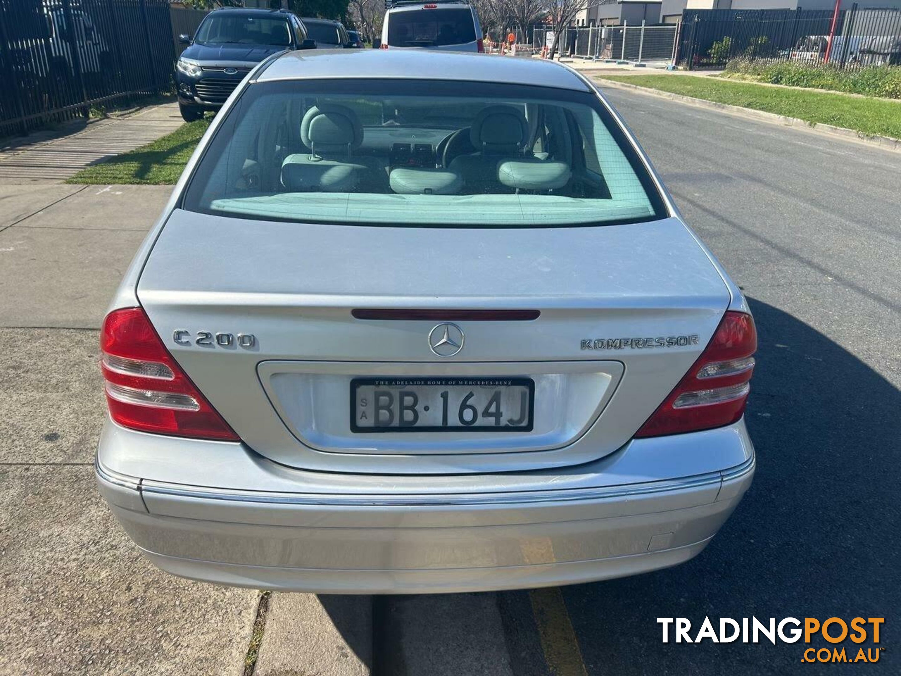 2001 MERCEDES-BENZ C200 KOMPRESSOR ELEGANCE  WAGON, 4 DOORS, 5 SEATS