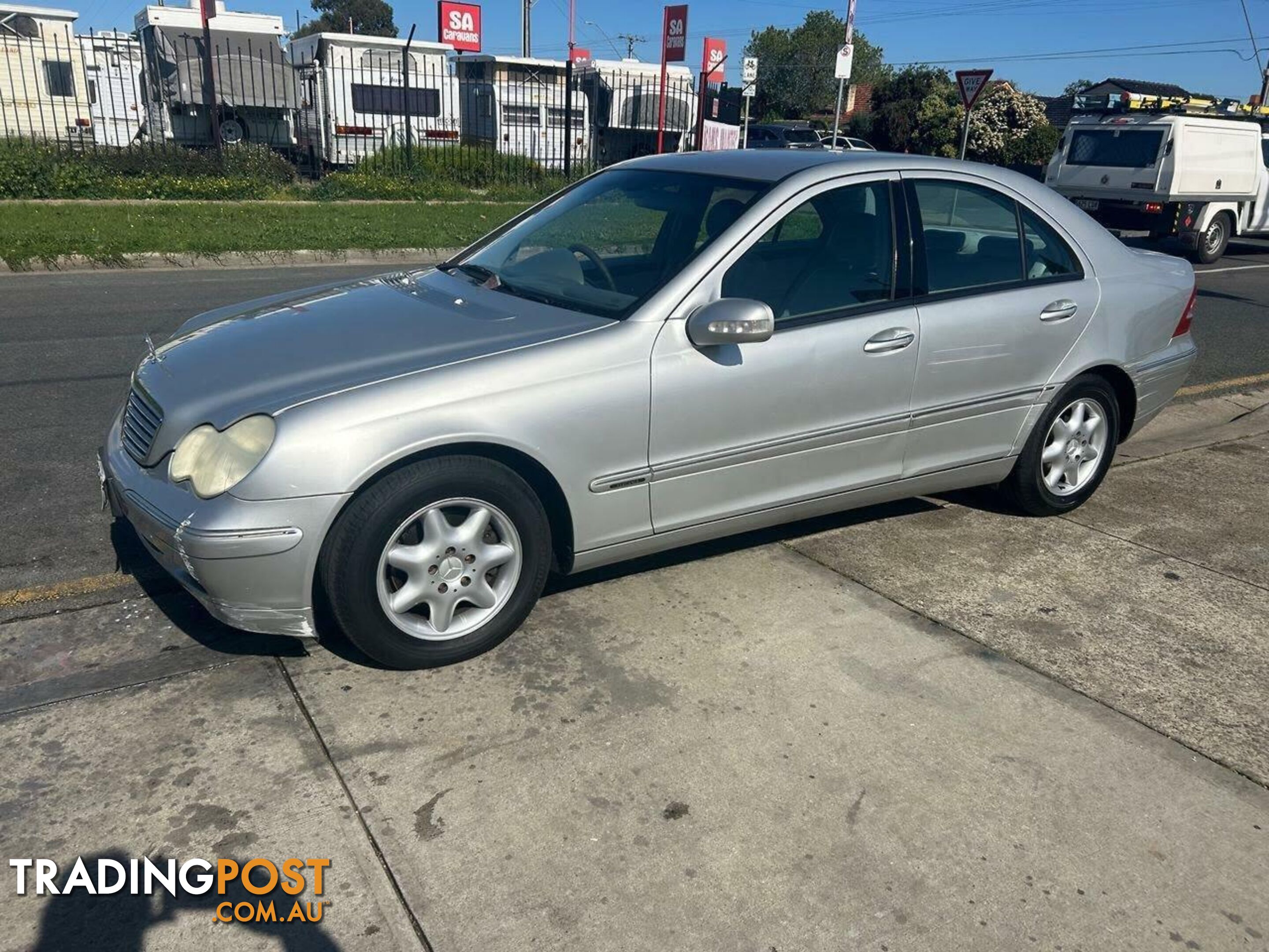 2001 MERCEDES-BENZ C200 KOMPRESSOR ELEGANCE  WAGON, 4 DOORS, 5 SEATS