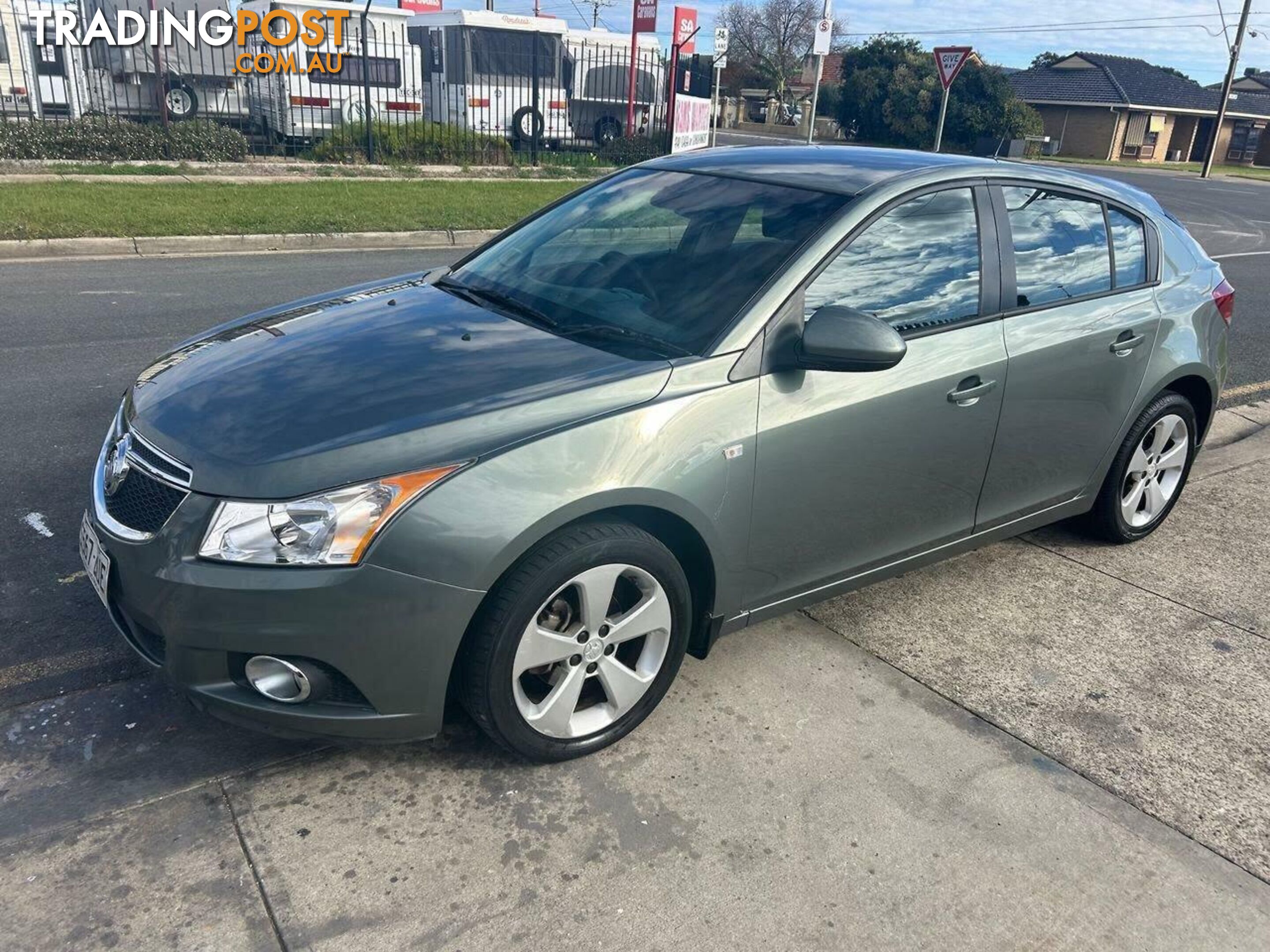 2014 HOLDEN CRUZE EQUIPE JH MY14 HATCH, 5 DOORS, 5 SEATS