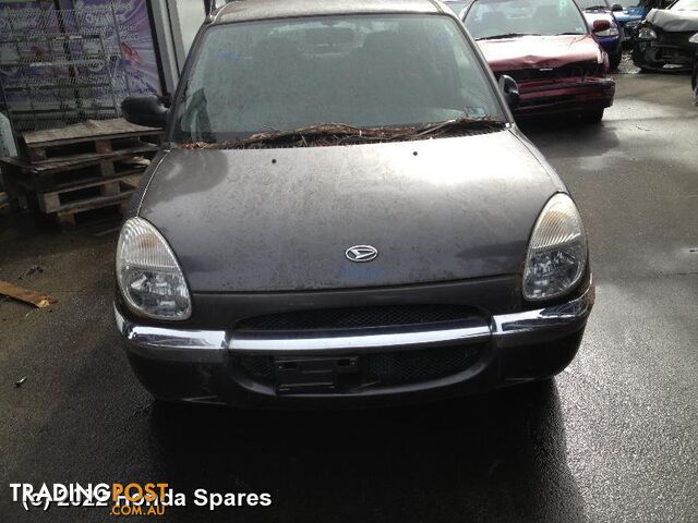 1998 DAIHATSU - SIRION Bonnet