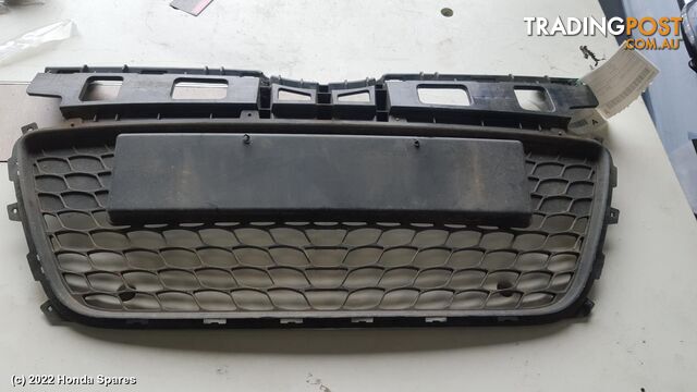 2009 HYUNDAI - I30 Grille