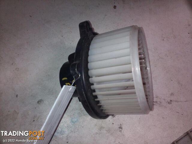 2004 KIA - CERATO Heater Fan Motor