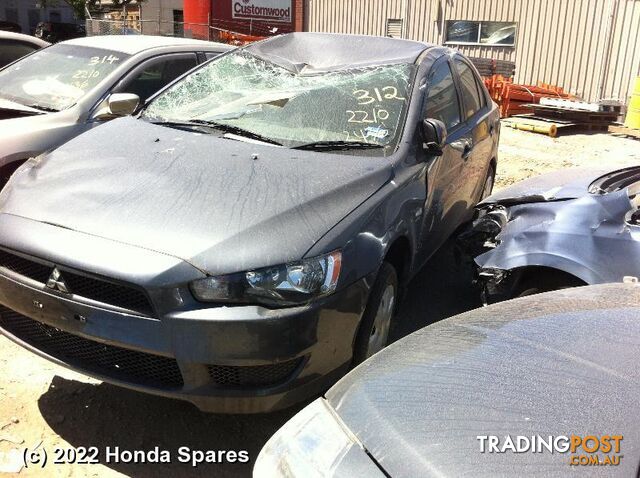 2009 MITSUBISHI - LANCER Bonnet Hinge/Strut - photo 2 of 11