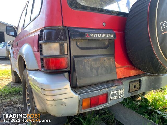 1991 MITSUBISHI - PAJERO Air Cleaner/Box