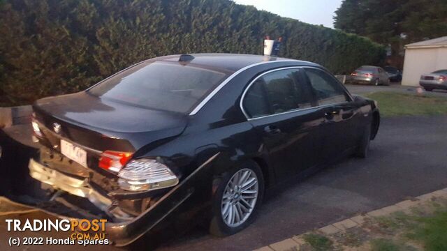 2006 BMW - 7 SERIES Right Guard