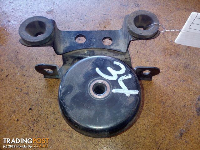 2003 MAZDA - TRIBUTE Mount
