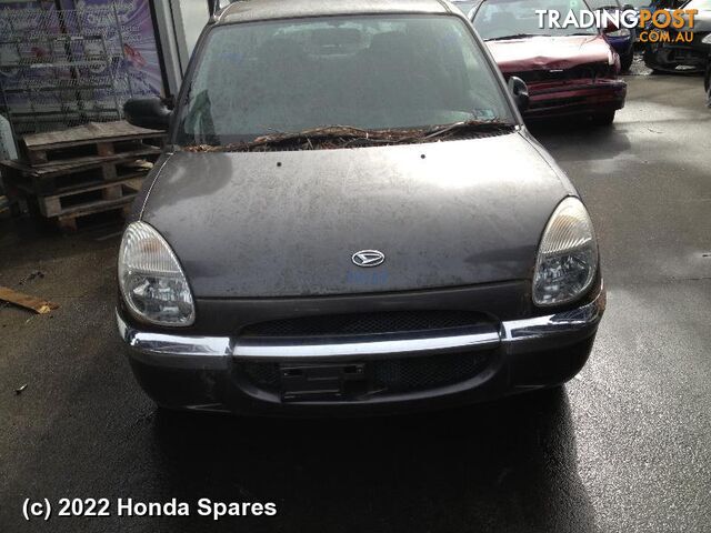 1998 DAIHATSU - SIRION Right Taillight