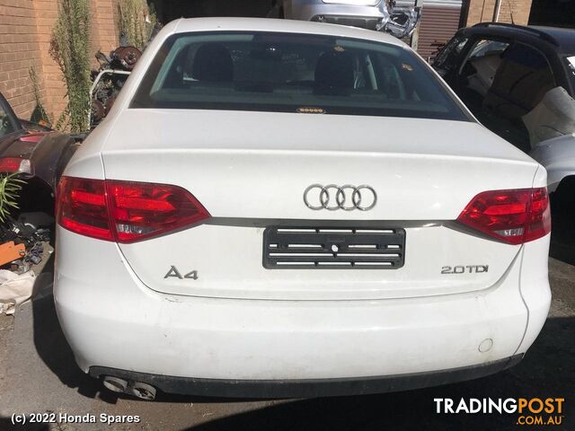 2010 AUDI - A4 Fuse Box