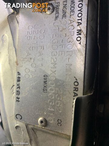 2000 TOYOTA - TARAGO Front Seat