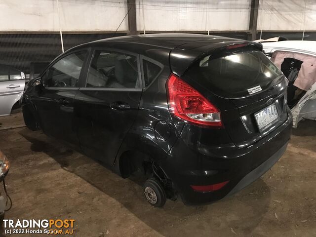 Console 2012 FORD FIESTA