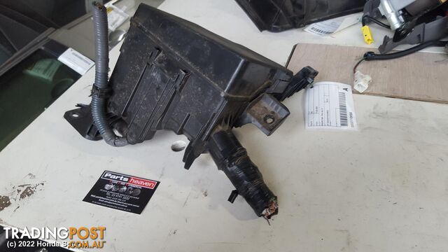 2015 TOYOTA - 86 Fuse Box