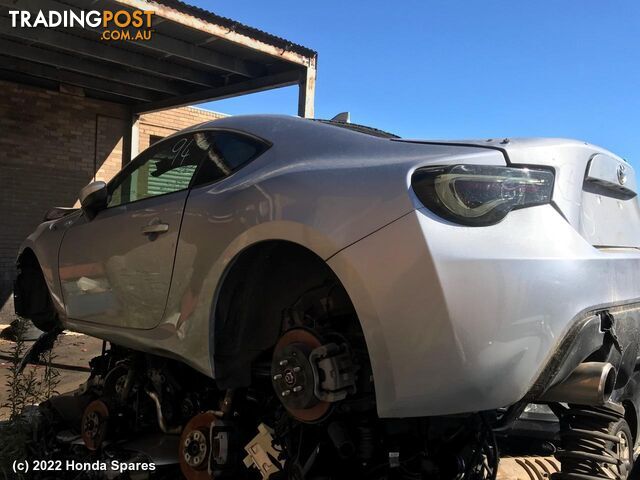 2015 TOYOTA - 86 Sunvisor