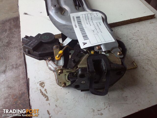 Door/Boot/Gate Lock 2006 HYUNDAI TRAJET