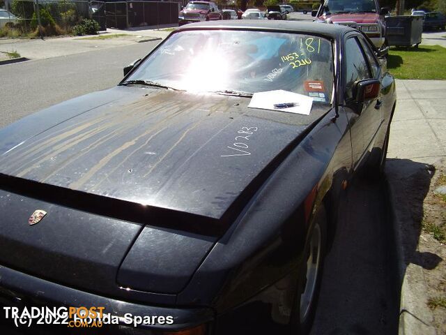 1985 PORSCHE - 944 Right Rear Side Glass