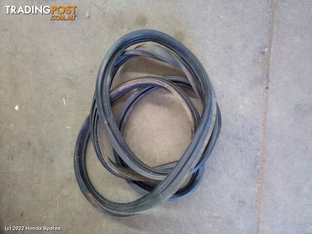 1997 HONDA - PRELUDE Door/Tailgate Seal