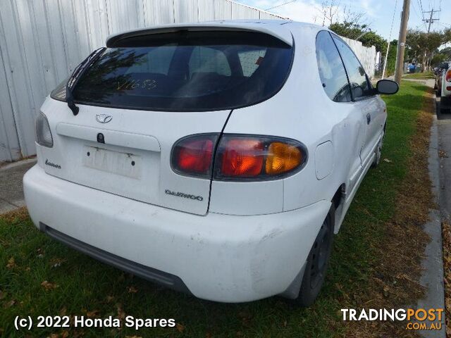 2000 DAEWOO - LANOS Rear Garnish