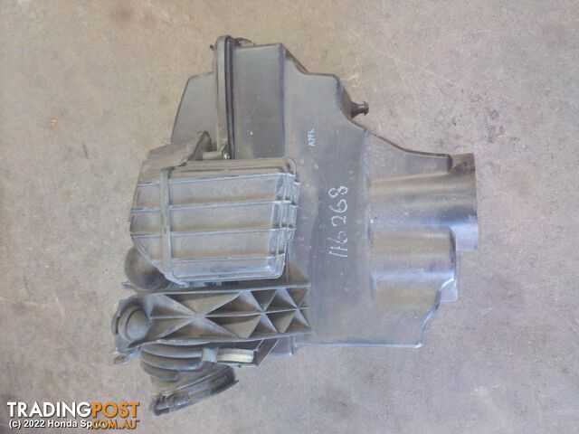 2007 MAZDA - 3 Air Cleaner/Box
