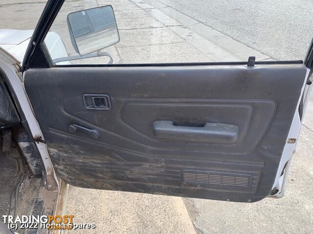 Door/Boot/Gate Lock 1999 MAZDA BRAVO - photo 4 of 24